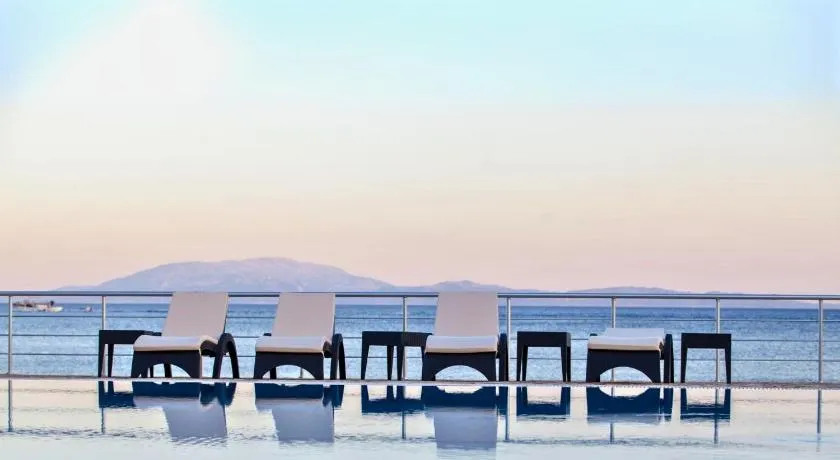 Blue Waves Luxury Suites by the Sea - Image 1