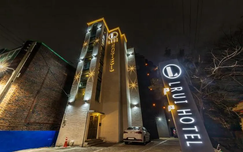 Changwon Jinhae Hotel Lrui - Image 1