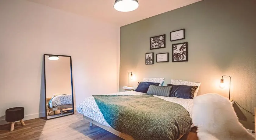 La Suite - Paisible et à deux pas de la gare - Image 1