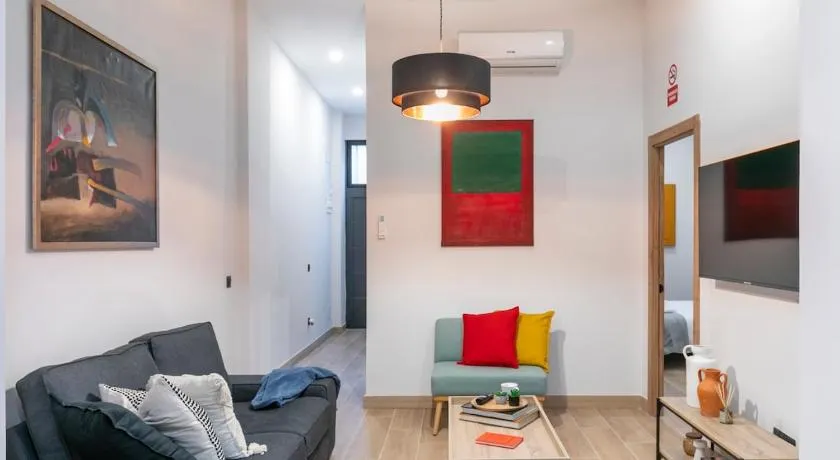New and spacious loft area Numancia - Image 1