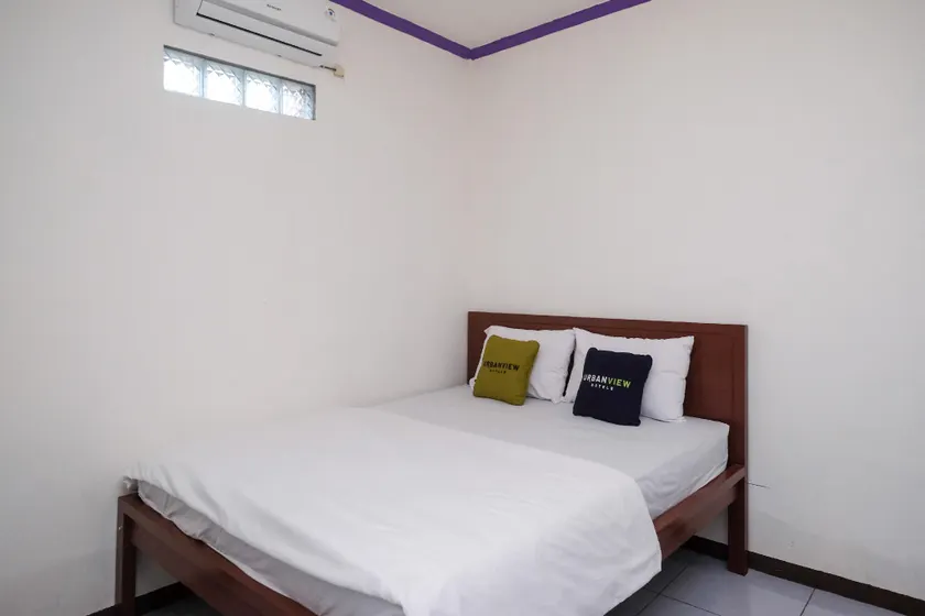 Urbanview Syariah Zidney 3 Salatiga by RedDoorz - Image 1