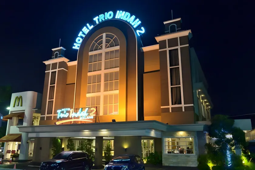 Hotel Trio Indah 2 - Image 1