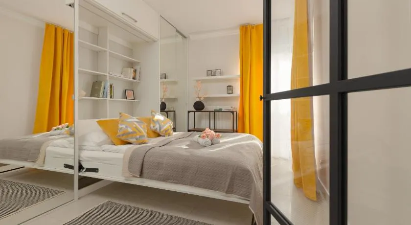 LakeSide Apartment Kapelanów Armii Krajowej by Noclegi Renters - Image 1