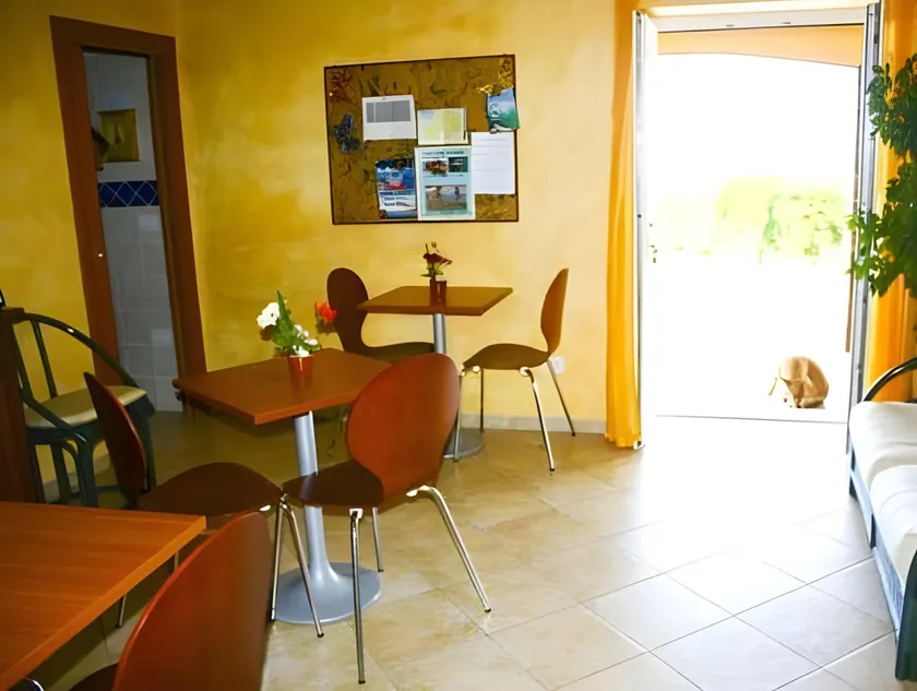 Roccabianca Rooms & Studios - Image 1