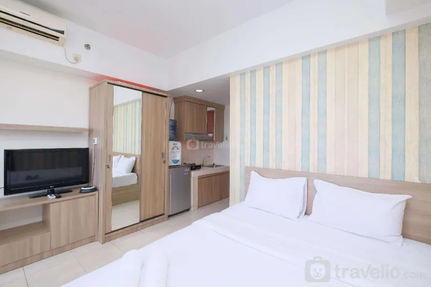 Comfortable Studio Apartment at Margonda Residence 3 By Travelio - Image 1
