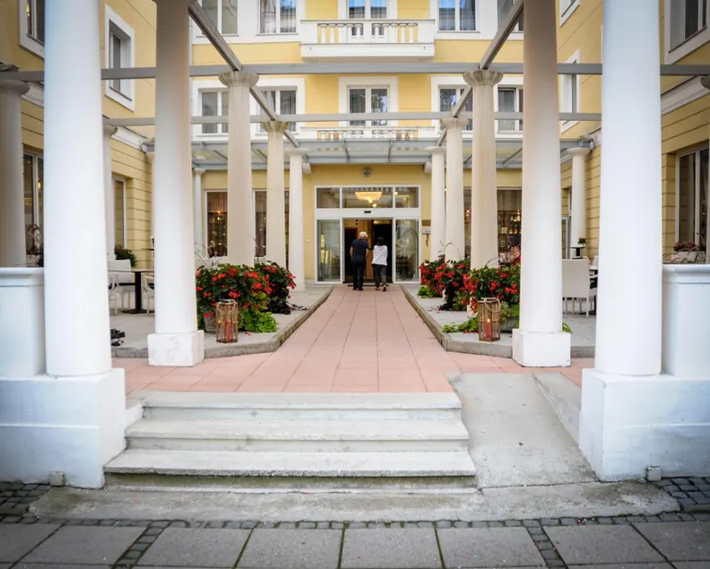 Hotel Slovenija - Image 1