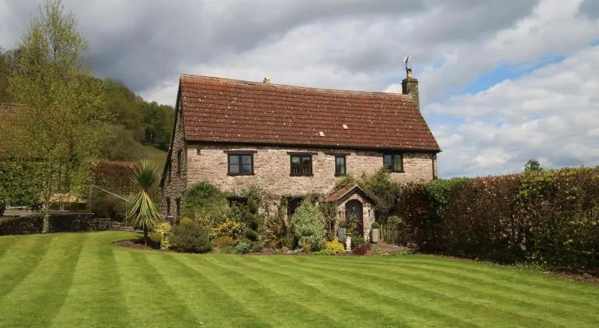 The Manor - Image 1