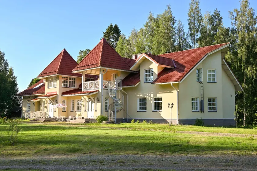 Wiisalan Kartano - Image 1
