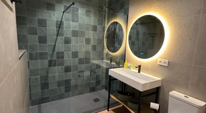 CAROLINA CENTRO SUITEs - Image 1