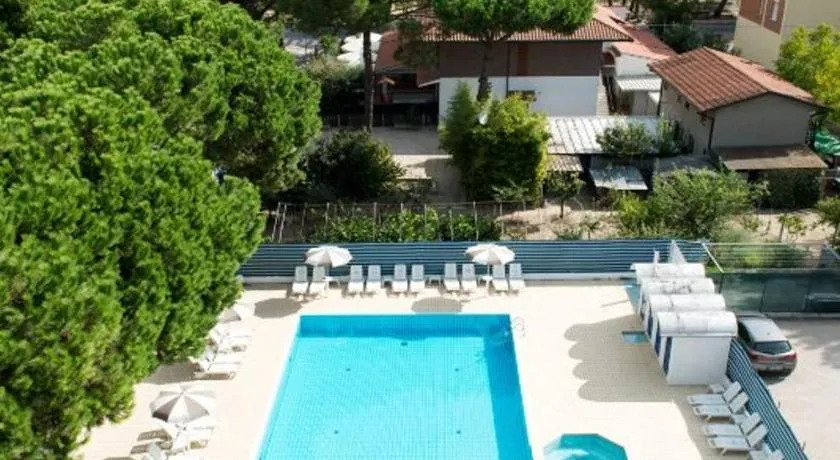 HOTEL ANCORA - Image 1