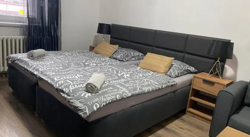 Černá Růže - Apartmán 3 - Image 1