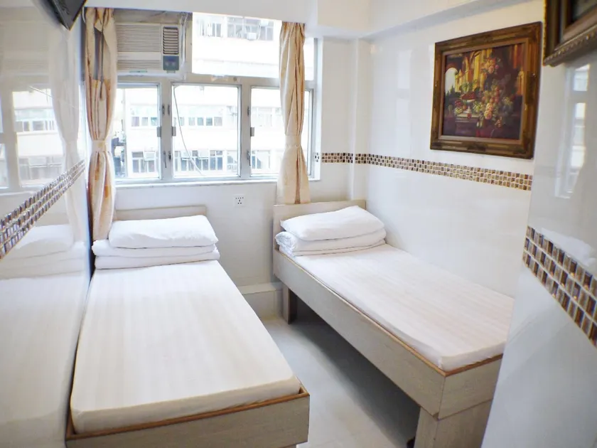 Vincent Hill Guest House - Image 1