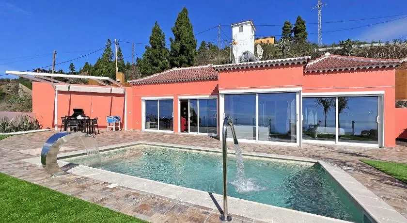 Casa Yaneric - Image 1
