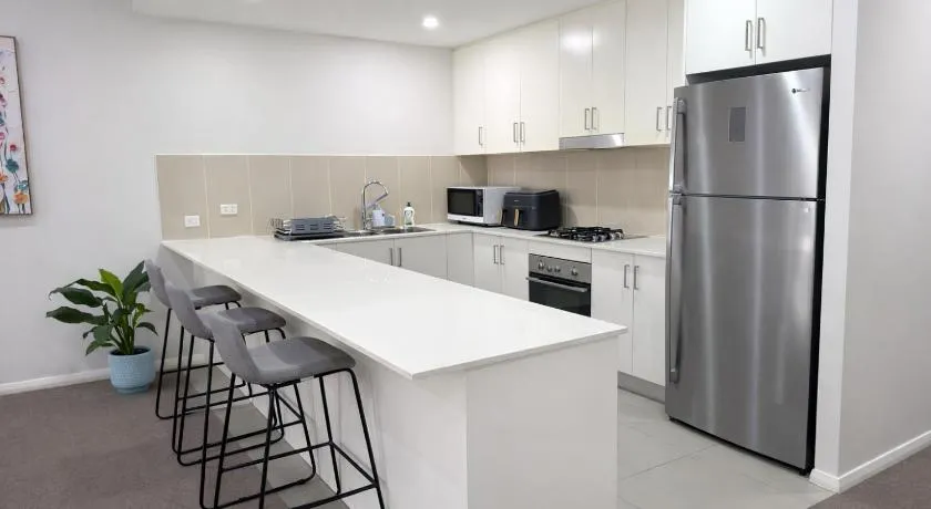 Cosy Urban Stay - Image 1