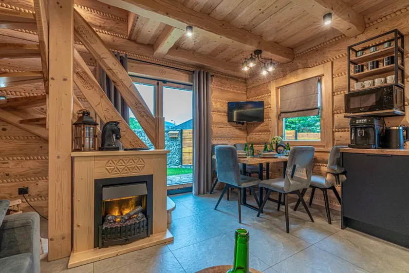 Apartamenty w Lipowskiej Chacie - jacuzzi i sauna - Image 1