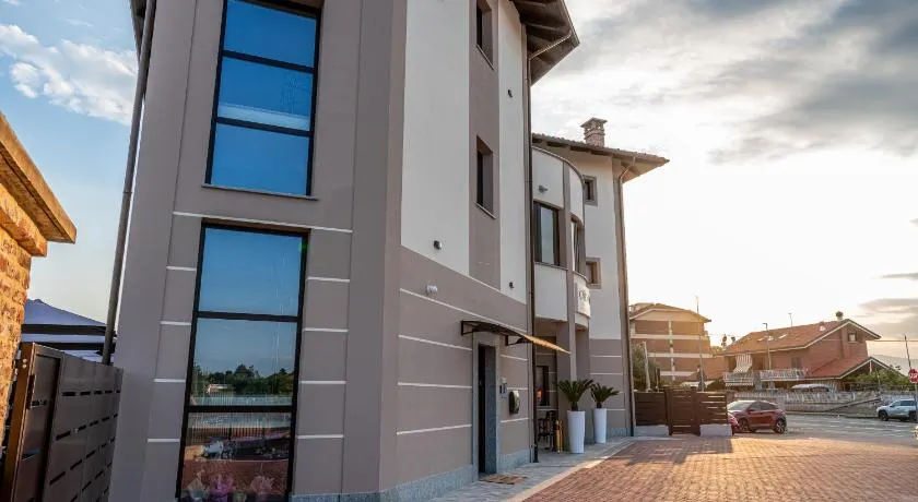 Residence Mirage - Image 1