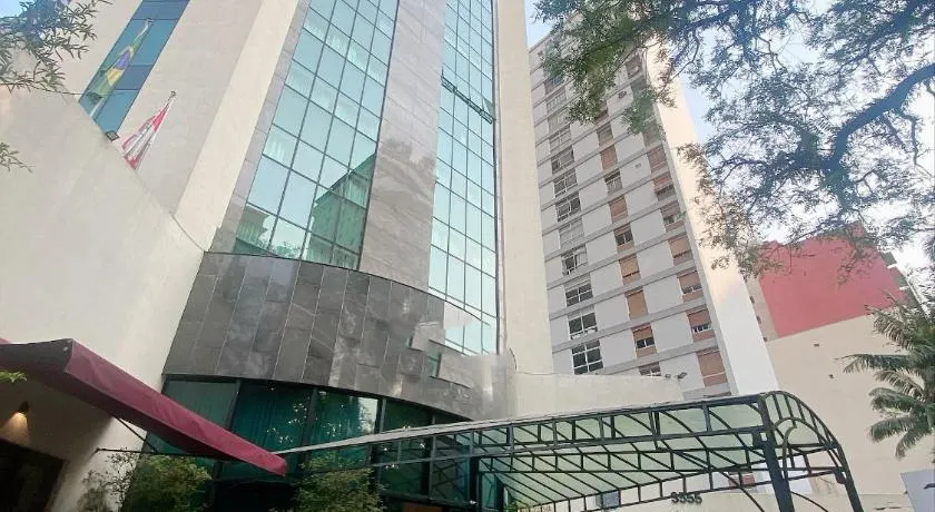 Oscar Freire Suite - Image 1