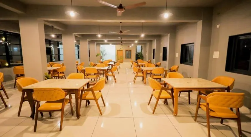 Hotel The Premier Somnath - Image 1