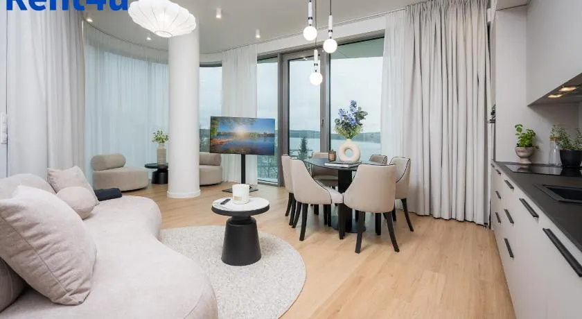 Lake Sky View Apartment by Rent4You - Image 1