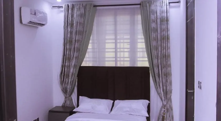 Stunning 3-Bed House in Lagos - Image 1