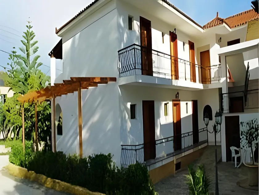 Villa Phoenix - Image 1
