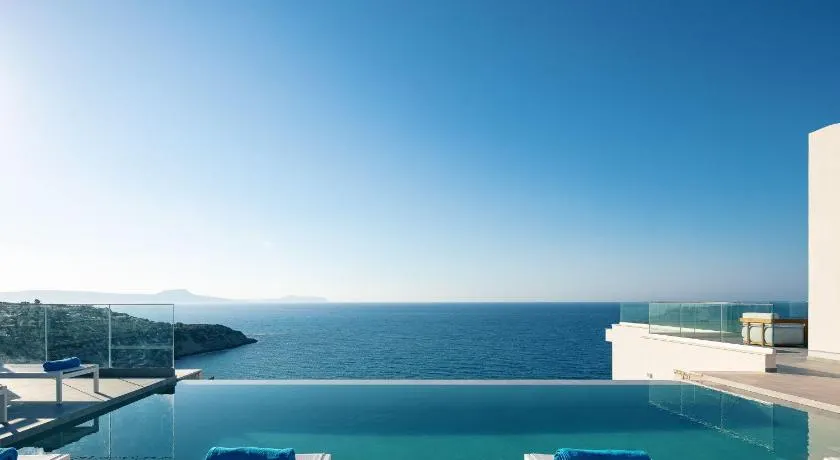 Villa Balance - Unwind with Panoramic Sea Views by etouri - Image 1