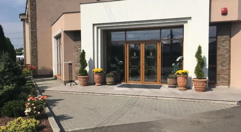 Hotel Bohemia - Image 1