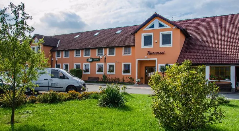 Hotel U Jezera - Image 1