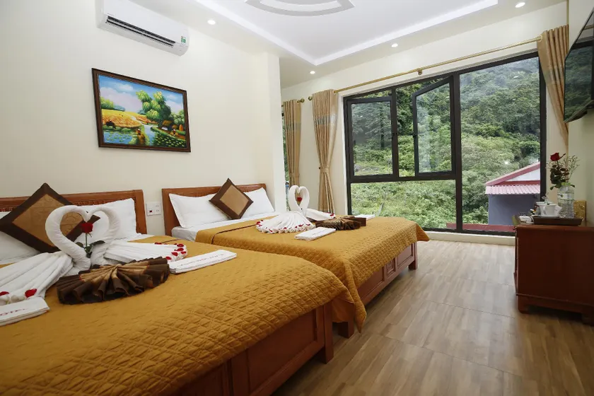Hoang Phuc Hotel - Image 1