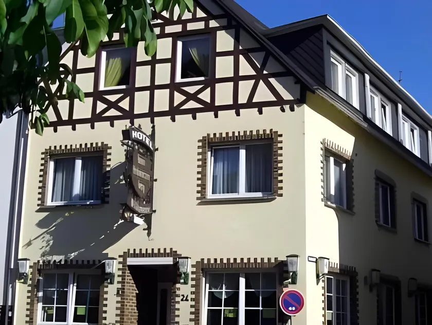 Hotel Haus Schwarzenberg - Image 1