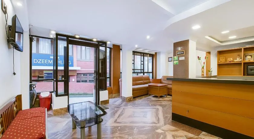 Hotel Berries Gangtok 300mtr from mg marg - Image 1