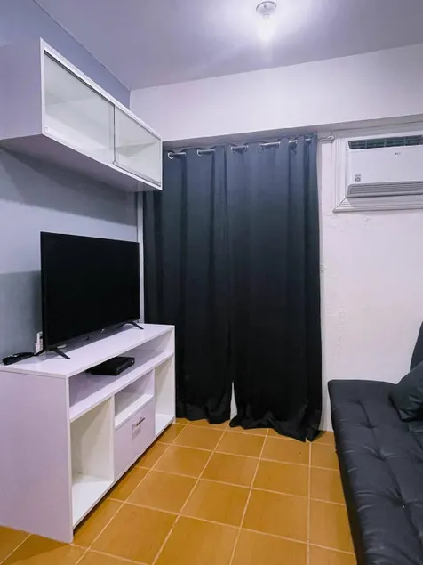 The Luxe Minimalist in Pasig - Image 1
