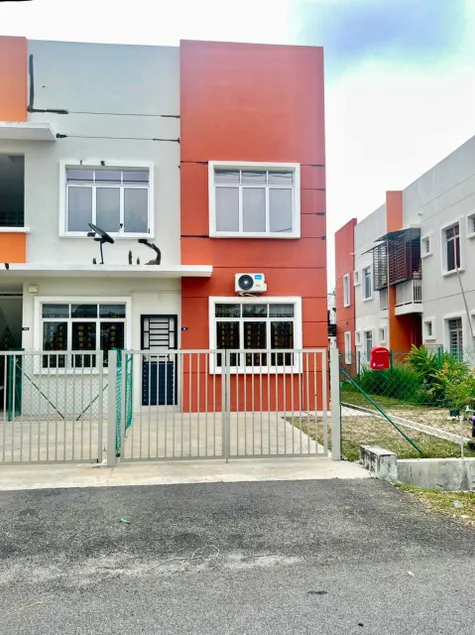 Hanz Homestay Melaka- Muslim Homestay 2 - Image 1