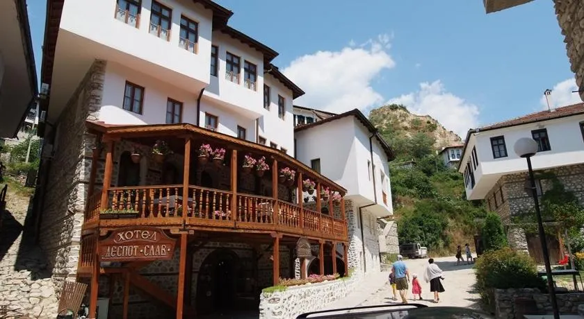 Despot Slav Hotel & Restaurant - Image 1