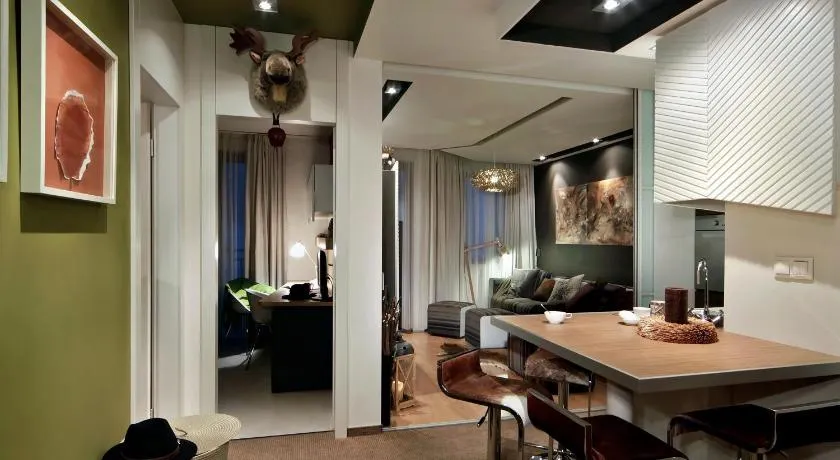 Iceberg Apartment 50 - Image 1