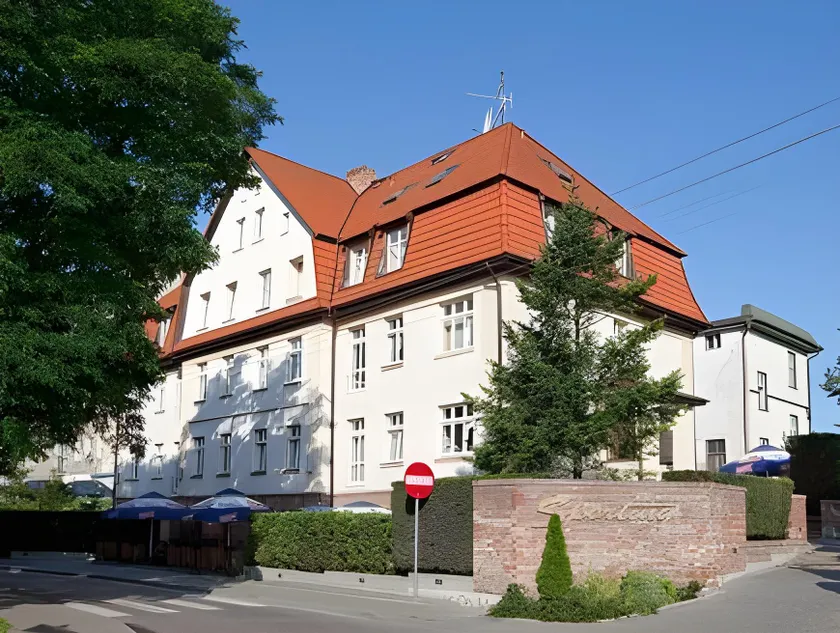 Kamienica Sporting - Image 1