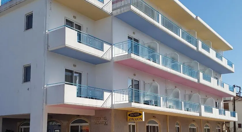 Hotel Lykeon - Image 1
