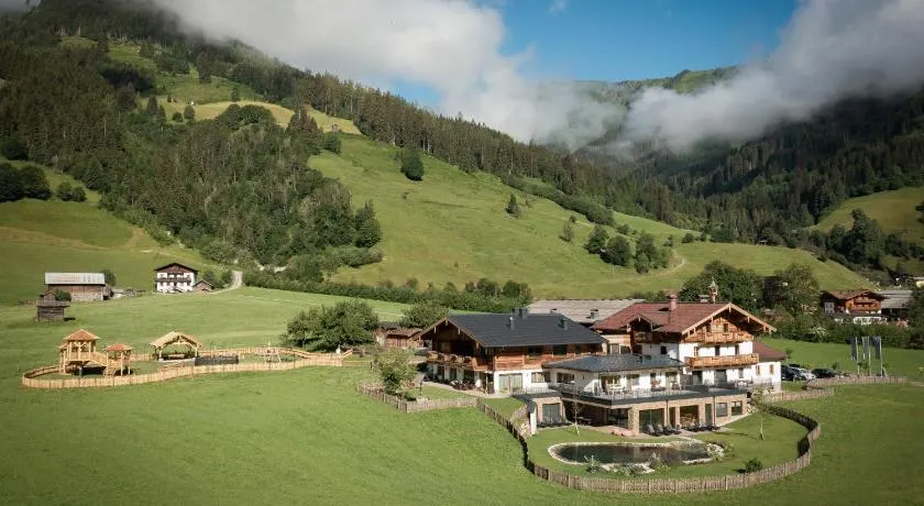 Schmiedhof Gut - Image 1
