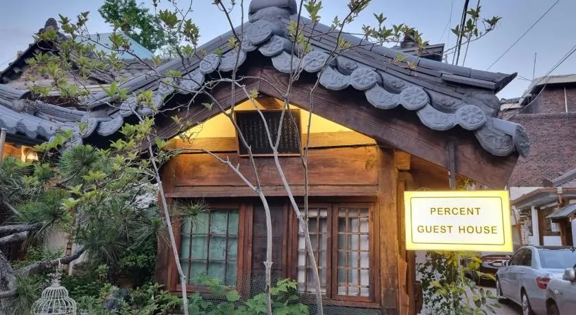 Percent Guesthouse - Image 1