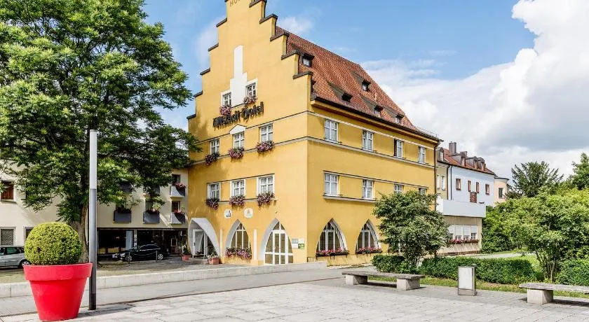 Altstadt-Hotel - Image 1