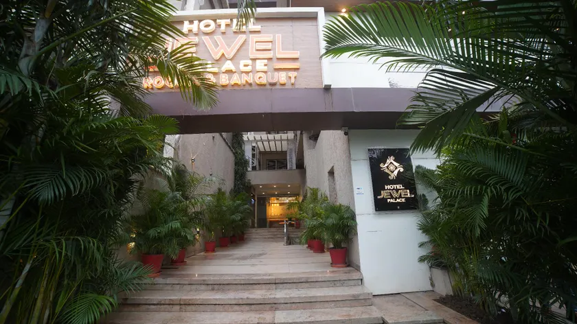 Hotel Jewel Palace - Image 1