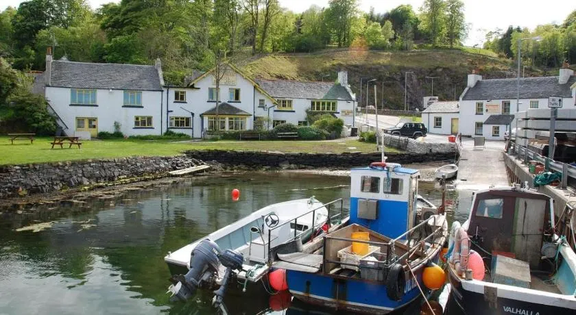 Port Askaig Hotel - Image 1