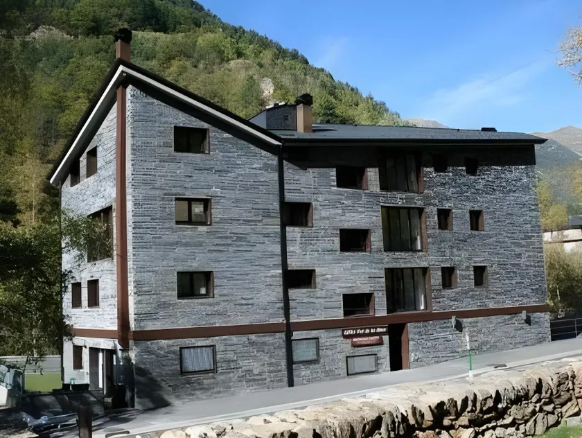 Apartaments Turístics Prat de Les Mines - Image 1