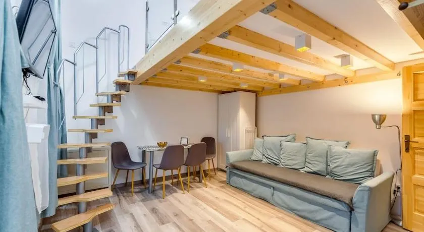 Amazing Kazinczy Flat No. 1 Budapest - Image 1