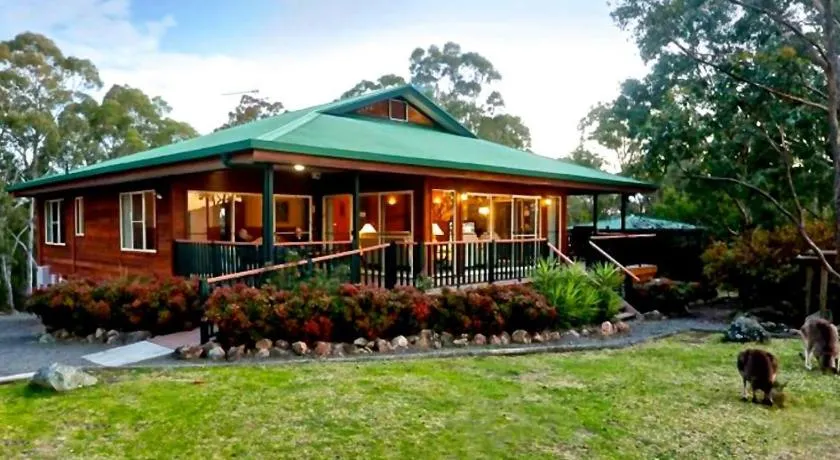 Valley View Luxury Retreat - Image 1