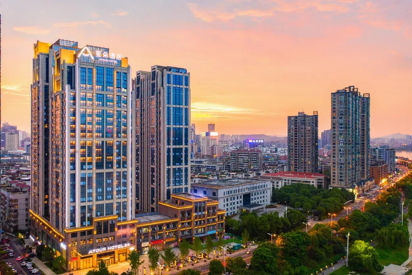 Atour Hotel Zhuzhou Xiangjiang Fengguangdai - Image 1