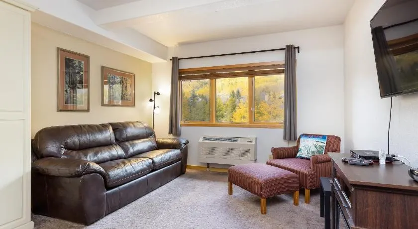 5087 Gateway home - Image 1