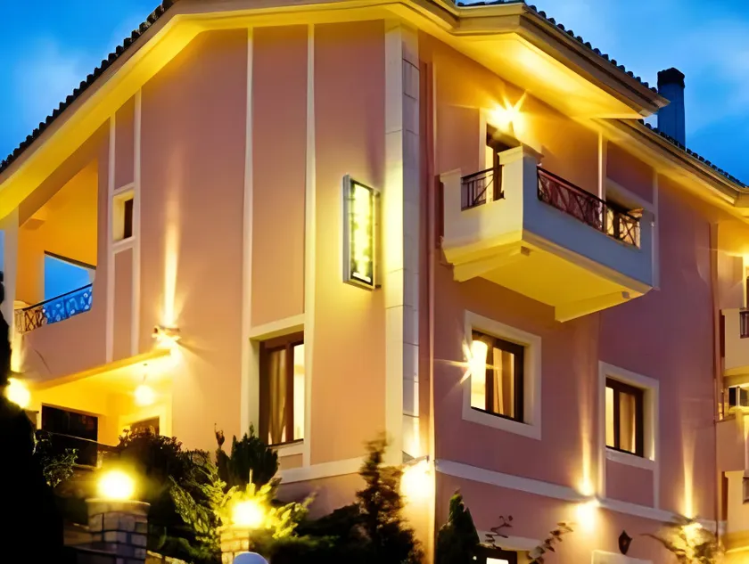 Anerada Hotel - Image 1