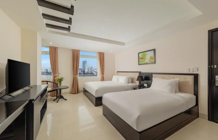Kay Han Riverfront Hotel Da Nang - Image 1