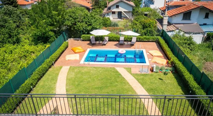 Luxury House In Chervenka next to Gradina beach - Image 1
